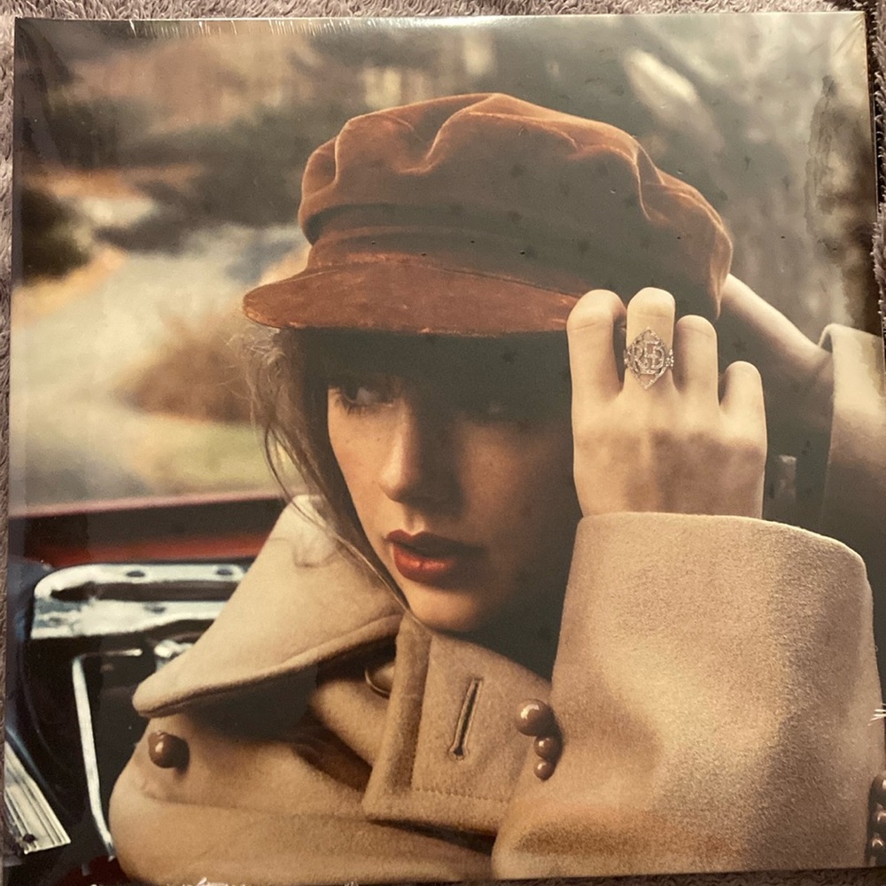 taylor swift red vinyl